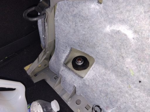 Dépose amortisseurs AR.